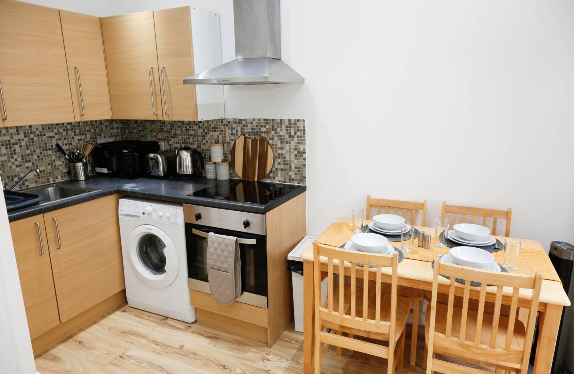 New Luxury Apartments In Central London Next To Shops, Cafes, Bars & Metro Exteriör bild