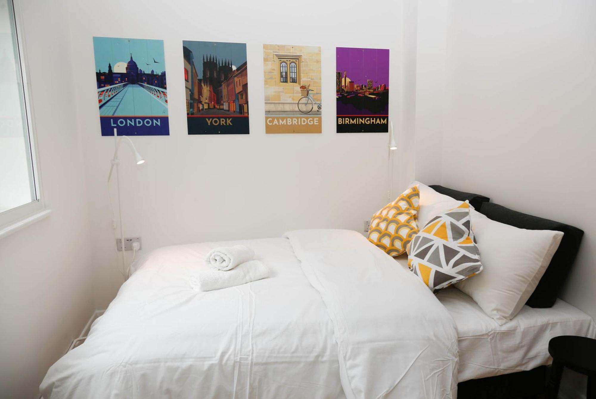 New Luxury Apartments In Central London Next To Shops, Cafes, Bars & Metro Exteriör bild