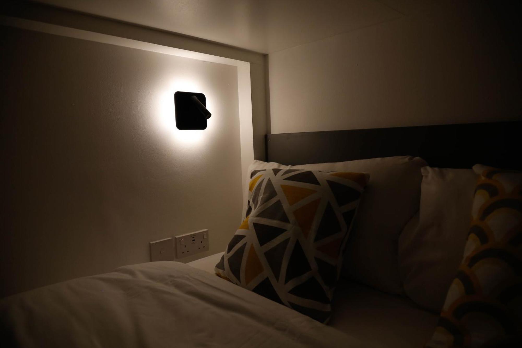 New Luxury Apartments In Central London Next To Shops, Cafes, Bars & Metro Exteriör bild
