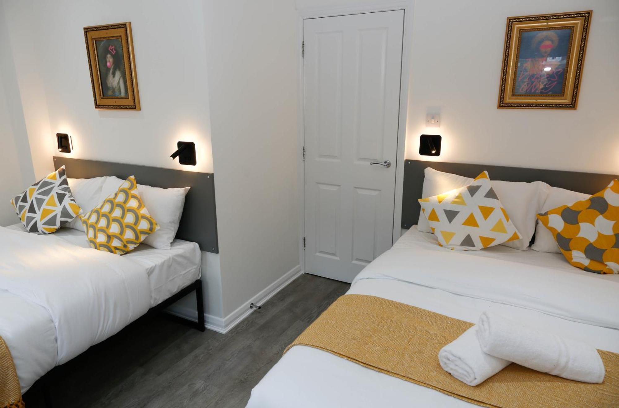 New Luxury Apartments In Central London Next To Shops, Cafes, Bars & Metro Exteriör bild