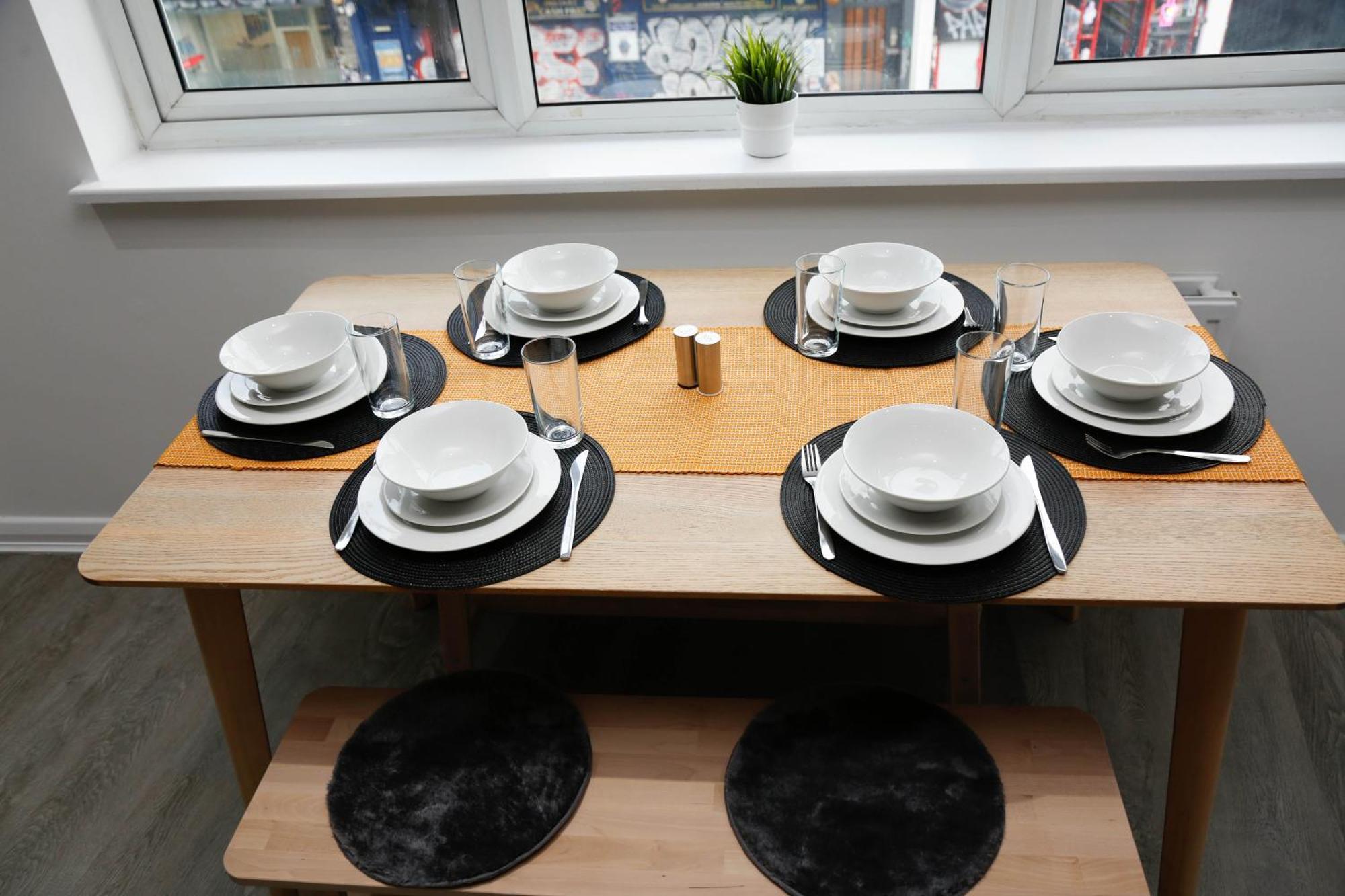 New Luxury Apartments In Central London Next To Shops, Cafes, Bars & Metro Exteriör bild