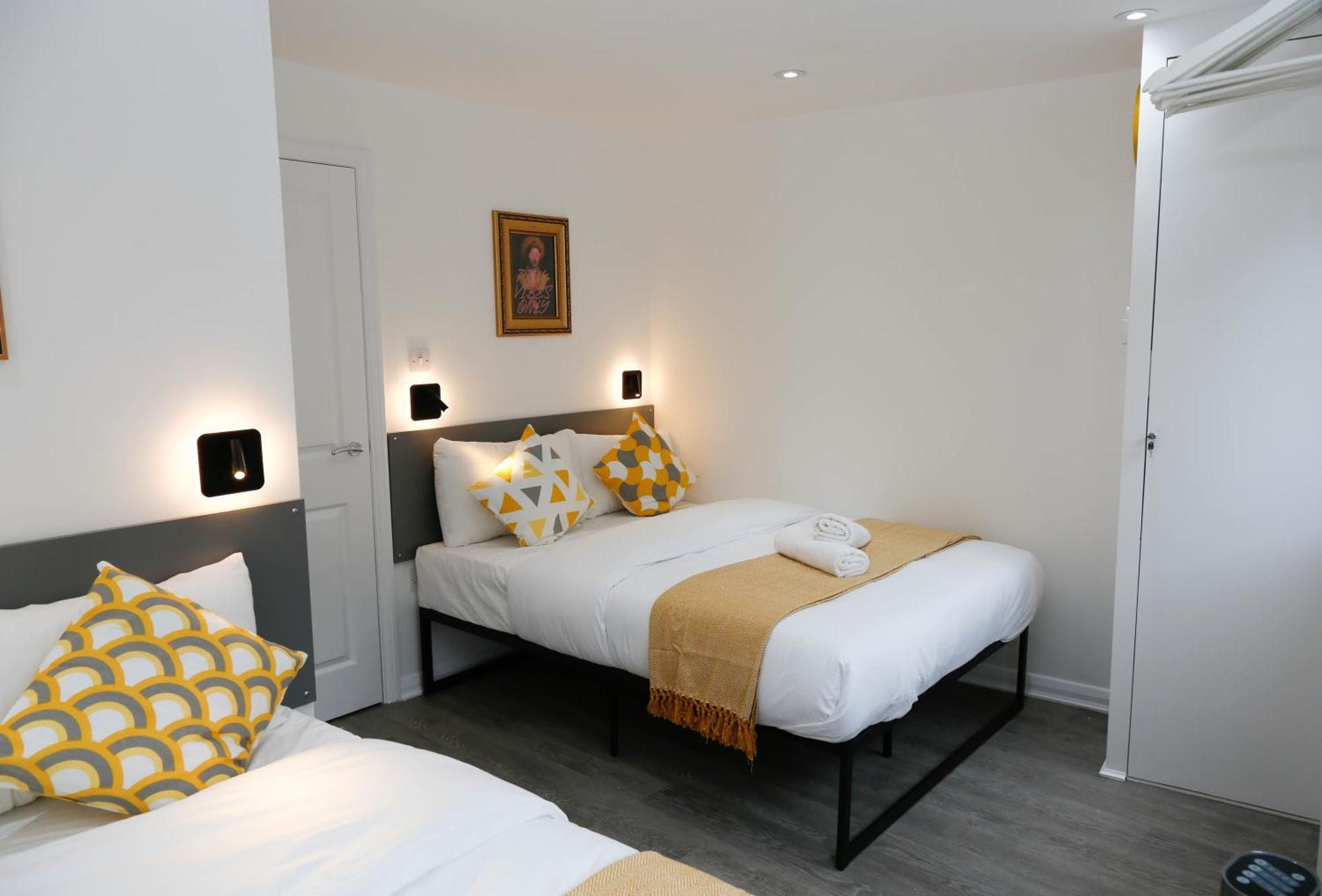 New Luxury Apartments In Central London Next To Shops, Cafes, Bars & Metro Exteriör bild